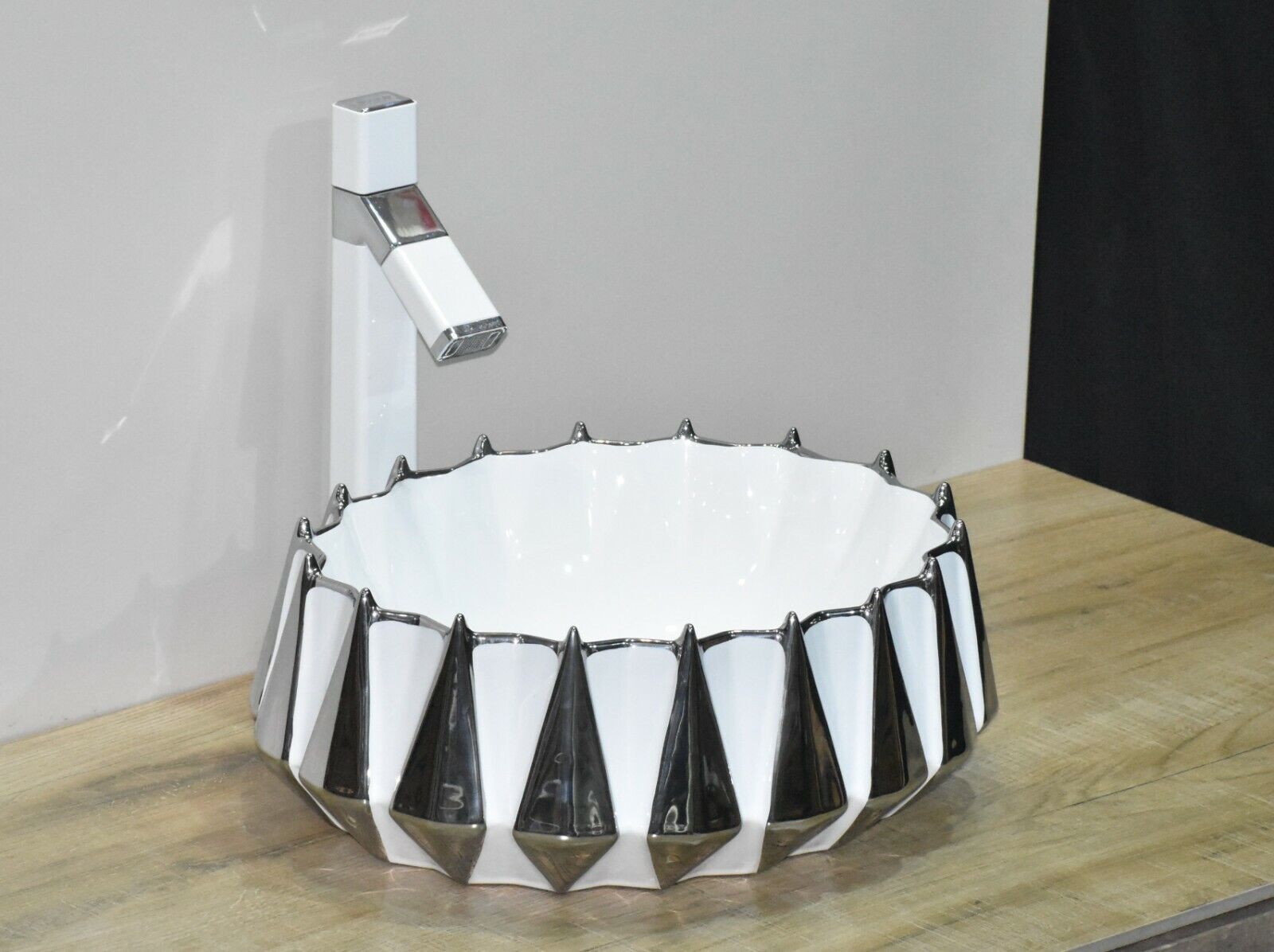 InArt Ceramic Oval Shape Above Counter Top Wash Basin Bathroom Porcelain Vessel Sink Bowl For Lavatory/Bathroom 42 x 38 x 18 Cm (Silver) - InArt-Studio-USA