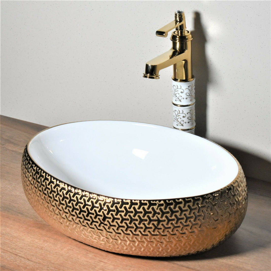 InArt Ceramic Oval Shape Above Counter Top Wash Basin Bathroom Porcelain Vessel Sink Bowl For Lavatory/Bathroom 48 x 34 x 14 Cm ( Gold White) - InArt-Studio-USA