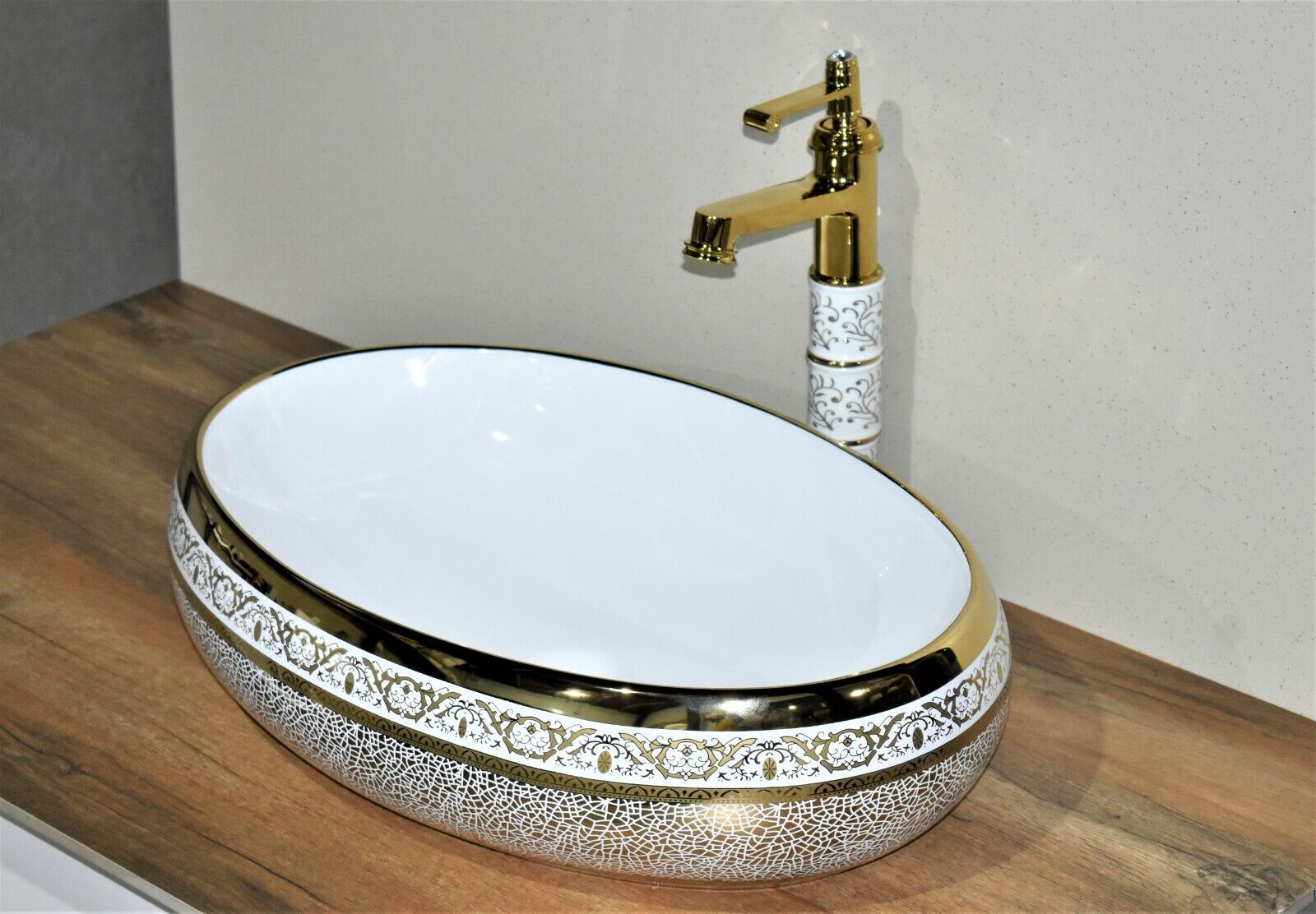InArt Ceramic Oval Shape Above Counter Top Wash Basin Bathroom Porcelain Vessel Sink Bowl For Lavatory/Bathroom 60 x 40 x 15 Cm (Gold White) - InArt-Studio-USA