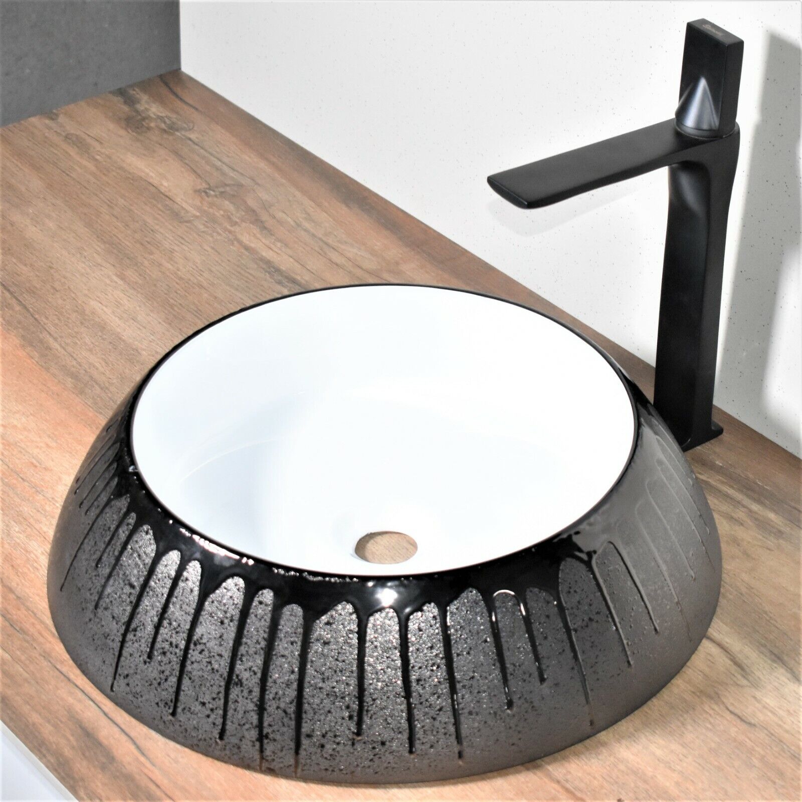InArt Ceramic Round Shape Above Counter Top Wash Basin Bathroom Porcelain Vessel Sink Bowl For Lavatory/Bathroom 46 x 46 x 12.5 Cm ( Black Silver) - InArt-Studio-USA