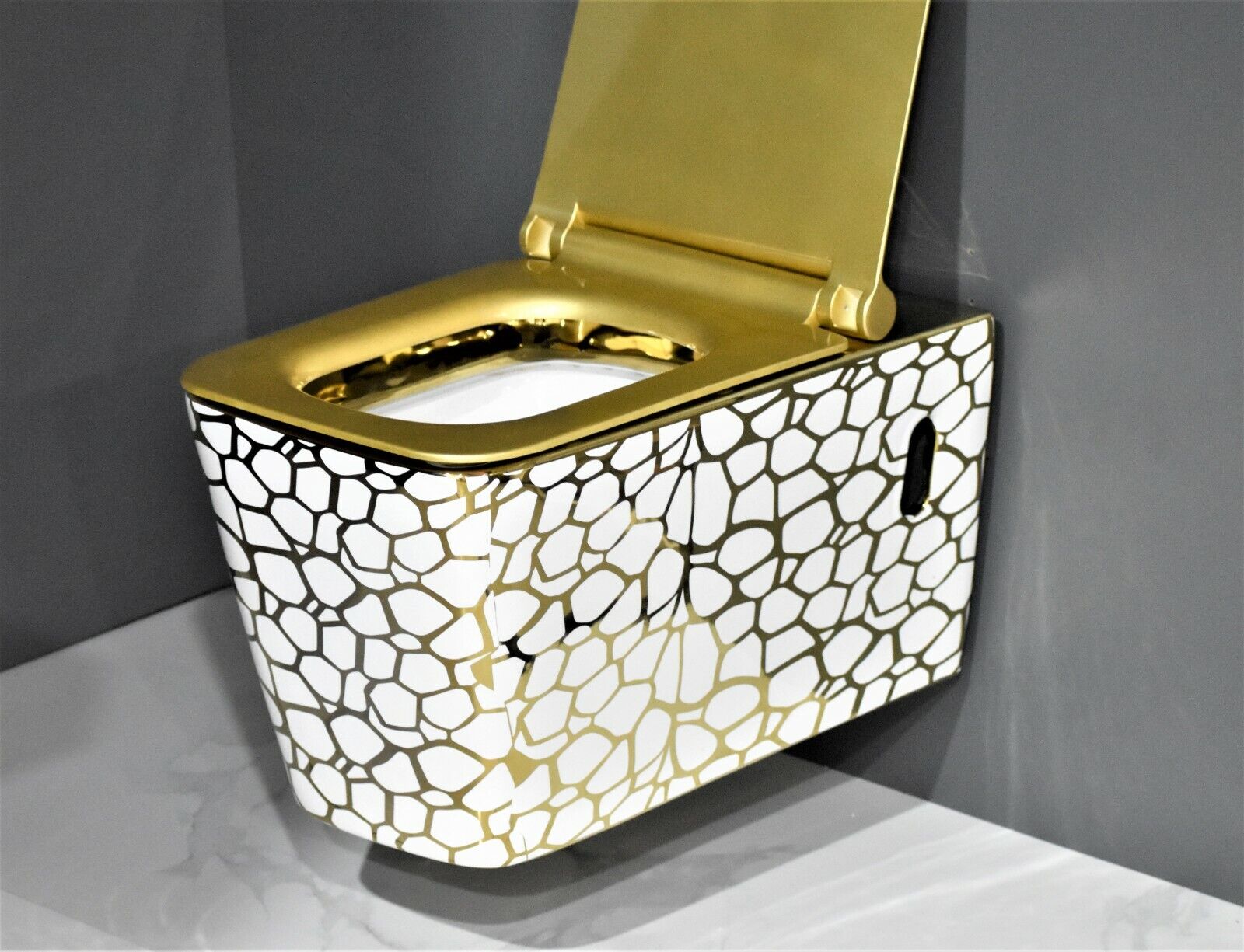 InArt Luxury Elongated Wall-Mount Toilet Rimless Flushing Ceramic - Seat Included in Gold Color - InArt-Studio-USA