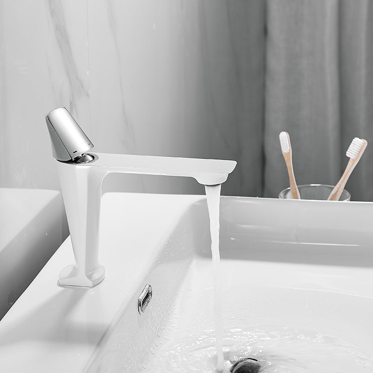InArt Single Hole Single-Handle Bathroom Swan Faucet in White
